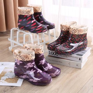 Bottes de pluie imperméables à talon haut en caoutchouc, imprimées sur mesure, motif floral, pour femme - Doublure en maille pour l'hiver et l'été - Product Image 4