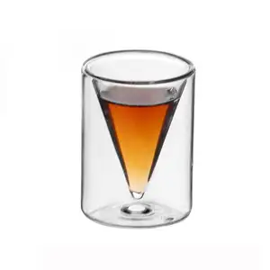 Nuovo Design nuovo stile cina vino doppio strato parete shot tazza di vetro 30ml per bere titolare