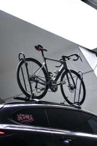 Portaequipajes CRA01 Producto Tubos de acero + Perfiles de aluminio + PA reforzado + Gama de neumáticos de acero inoxidable Diámetro exterior: 14in-29in - Product Image 2