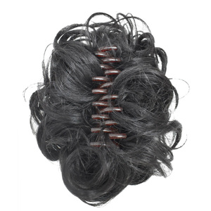 Nouveautés : Extension <span class=keywords><strong>de</strong></span> cheveux synthétiques <span class=keywords><strong>de</strong></span> haute <span class=keywords><strong>qualité</strong></span>, ondulée, volumineuse et effet désordonné, avec pince, pour queue <span class=keywords><strong>de</strong></span> cheval bouclée, <span class=keywords><strong>chignon</strong></span> ou coiffure relevée - Product Image 1