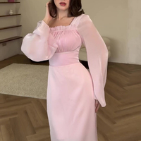 Robe de soirée élégante et sexy pour femme musulmane 2026, style moulant, plissée, à manches évasées, avec bretelles, style vintage français, pour occasions formelles