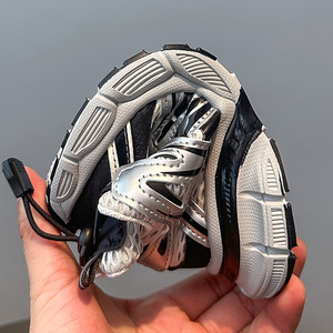 2025 primavera autunno nuove <span class=keywords><strong>scarpe</strong></span> da Sole morbide per ragazzo Sneakers da <span class=keywords><strong>bambina</strong></span> in rete traspirante <span class=keywords><strong>scarpe</strong></span> da <span class=keywords><strong>basket</strong></span> per bambini chiusura con lacci - Product Image 4
