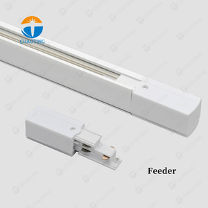 Système d'éclairage commercial moderne sur <span class=keywords><strong>rail</strong></span> à 6 fils Pendentifs <span class=keywords><strong>de</strong></span> plafond suspendus en surface Montage sur <span class=keywords><strong>rail</strong></span> à 6 fils pour projecteur - Product Image 2