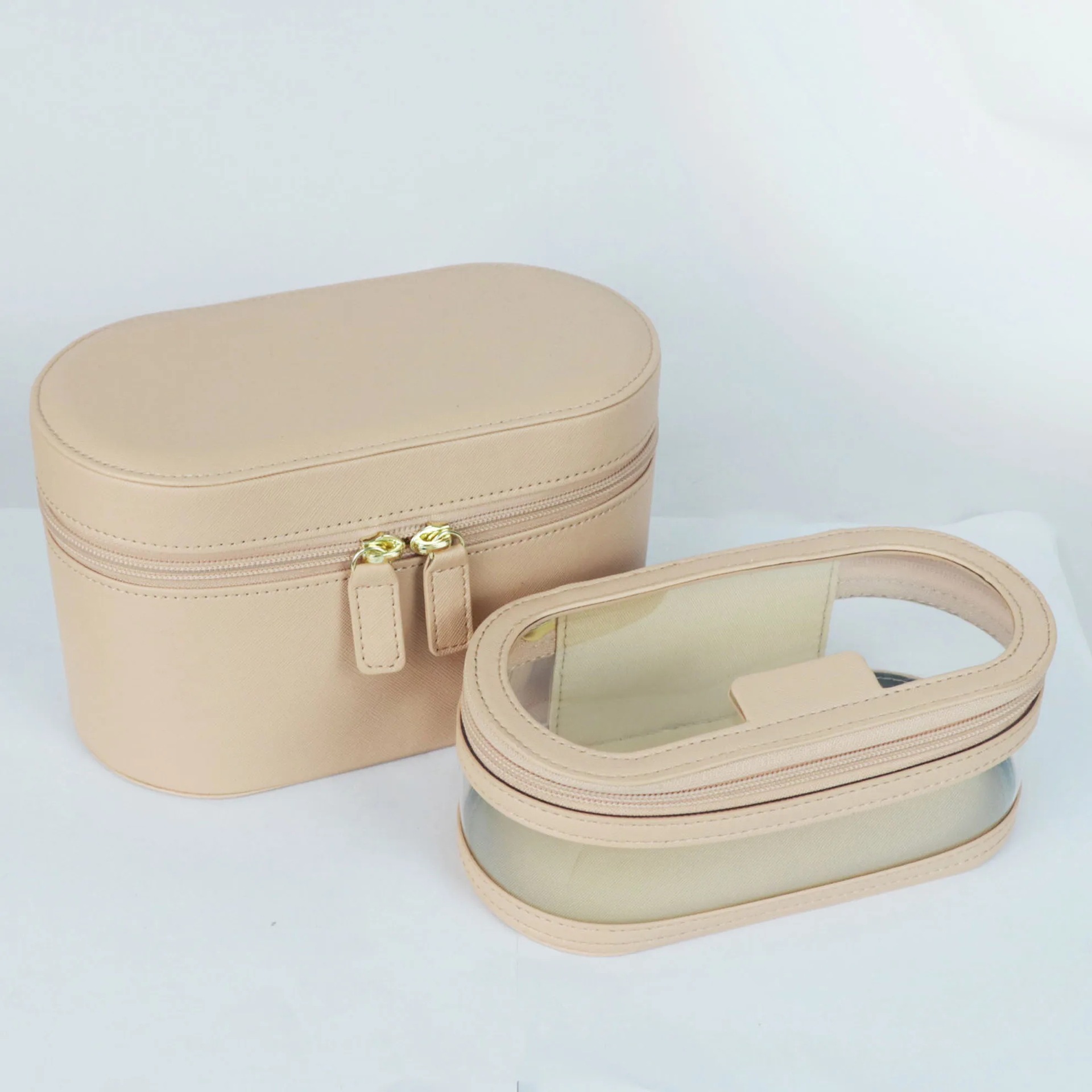 Nude-colored set