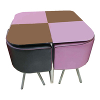 Petit ensemble de tables et chaises de salle à manger rondes en marbre noir avec plateau en verre et métal, pour restaurant