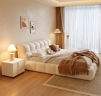 Cadre de lit moderne en bois massif de taille Queen/King Size avec tête de lit en cuir Mobilier de chambre à coucher au dernier design pour hôtels