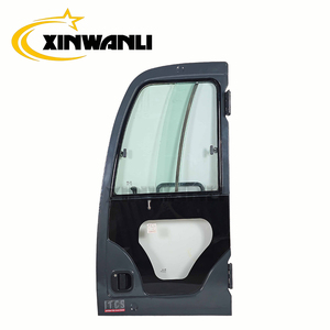 Pièces de porte de cabine d'excavatrice compatibles avec les excavatrices Kobelco SK125SR-YY06 et 135SR-YY06. Vente directe d'usine. - Product Image 1