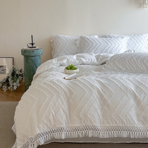 Großhandel Luxus Kühlende Heimtextilien King-<span class=keywords><strong>Size</strong></span>-Set 100% Polyester 4-teilig Einfarbiger Bettbezug Spannbettlaken Bettwäsche-Set für Zuhause - Product Image 3