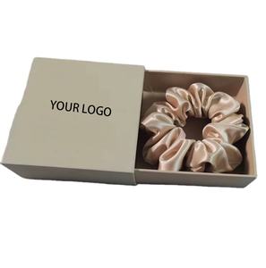 للبيع بالجملة ربطات شعر من الساتان وحرير من التوت أربطة شعر مرنة للنساء في صناديق - Product Image 1