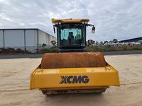 Compacteur vibrant XCM-G de haute qualité XS165 poids d'opération de 16 tonnes à vendre