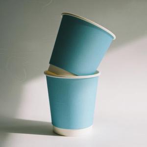 Gobelets à café en papier recyclé à double paroi ondulée, imprimés éco-responsables, avec demi-manchon ondulé pour boissons chaudes - Product Image 1