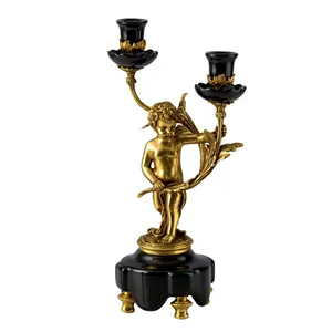 Candelabro clásico de mármol verde y negro, soporte de vela de latón para el sabor neoclásico de Louis XV