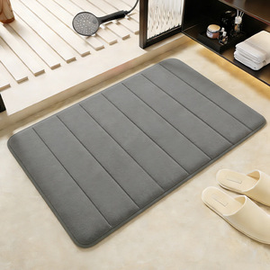 Tapis de bain Cangming en polaire corail 60x90cm, matelassé, absorbant, antidérapant pour sol de salle de bain - Product Image 2