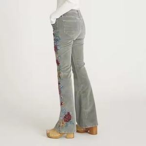 Nuevos Jeans Casuales Lavados con Estilo para Mujer, Estilo Vintage, con Botones, Cintura Alta, Transpirables, de Algodón, Corte Acampanado y Pierna Ancha - Product Image 3