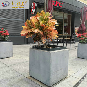 Nuevo Macetero Cuadrado de Hormigón con Acabado Natural Magic Stone GRC, Tamaños Personalizados, Jardinera para Exteriores, de Pie - Product Image 2