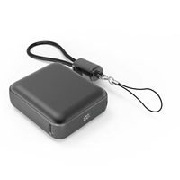 Batterie externe 10000mAh, charge rapide 22.5W, câble USB C intégré, cordon détachable, chargeur portable léger 167g