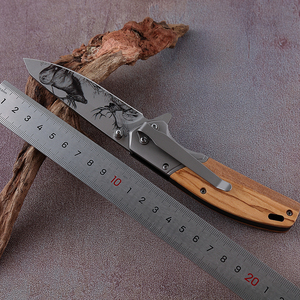Dao gấp bỏ túi săn bắn chiến thuật ngoài trời, cán gỗ ô liu, khắc họa tiết, bán buôn OEM Bochen - Product Image 6