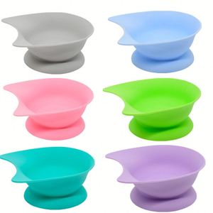 Comedero Doble Automático para Perros y Gatos, Antideslizante, Evita el Enmojar de la Boca, Plato de Silicona de Calidad para Comida de Perro y Gato - Product Image 1