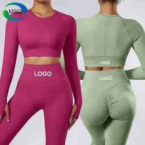 Logo personalizzato all'ingrosso 3 pezzi pantaloncini corti a maniche lunghe morbidi Yoga Active Wear set donna Seamless Gym Fitness Sets