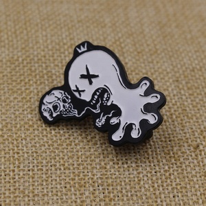 Insignia de Poder Femenino con Diseño Gratuito del Fabricante, Pines de Esmalte <span class=keywords><strong>LGBT</strong></span> Negros Baratos Personalizados - Product Image 4