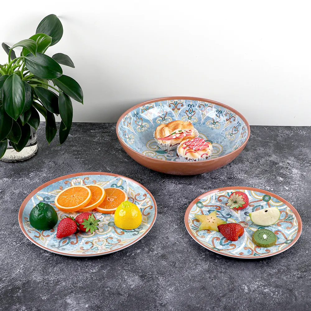 Custom High-End Licht Luxe Retro Patroonontwerp Duurzaam Anti-Fall Melamine Diner Set Voor Restaurant Hotel Familie Gebruik