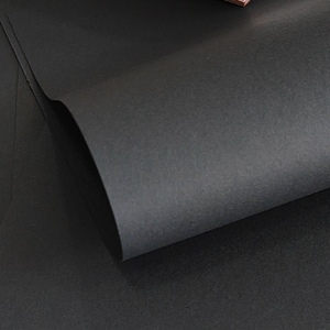 250g giấy kraft Đen nhà máy giấy bền kéo mạnh các tông đen để in bao bì một mặt tráng giấy thủ công hóa học - Product Image 2