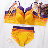 Set Bra Modern Warna Solid dengan Renda, Bra Berkawat Warna Cerah dengan Motif Bunga, Set Pakaian Dalam Wanita yang Nyaman dengan Bantalan dan Pengangkat