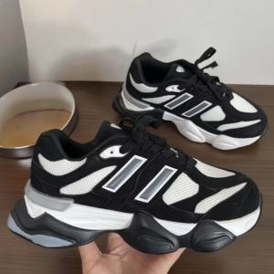 9060 Top Quality New Luxury Outdoor Walking <b>Shoes</b> Unisex Breathable Lightweight Running <b>Shoes</b> Low Cut Tennis <b>Shoes</b> - Product Image 3