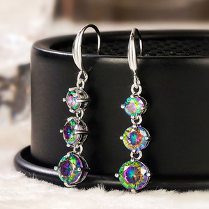 Orecchini Pendenti Lunghi in Cristallo Multicolore per Donne, Accessori Eleganti di Moda Primavera-Estate - Product Image 1