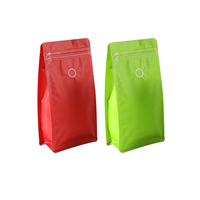 Pochette à café refermable Sacs d'emballage alimentaire Sacs en plastique à café imprimés personnalisés avec fenêtre et valve