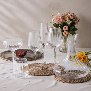 Vente en gros de verres à vin rouge <span class=keywords><strong>pour</strong></span> <span class=keywords><strong>mariage</strong></span> bordeaux bordeaux bordeaux clair côtelé - Product Image 2