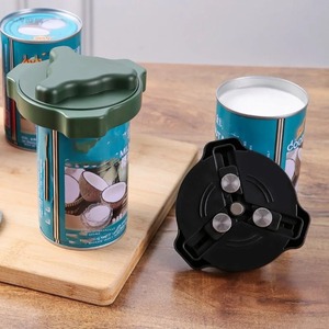 Accesorio de Bar, Abrelatas Manual con Diseño Giratorio, Abrelatas Magnético para Latas de Cola, Herramienta para Abrir Tapas de Frascos que Ahorra Esfuerzo, para Fiestas - Product Image 4