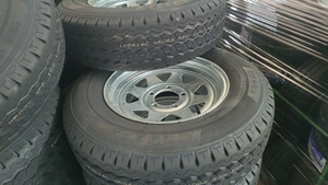 Remorques et camions personnalisés avec marque Wanda <span class=keywords><strong>ST175</strong></span>/<span class=keywords><strong>80R13</strong></span> St205/75R13 ST225/75R15 ST235/85R16 Tous pneus <span class=keywords><strong>de</strong></span> <span class=keywords><strong>remorque</strong></span> galvanisés - Product Image 5