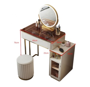 Glasplatten Auf Der Kommode Spiegels tation bilden Station für Salon möbel Europäischer Schmink tisch mit Lichtern herum - Product Image 5