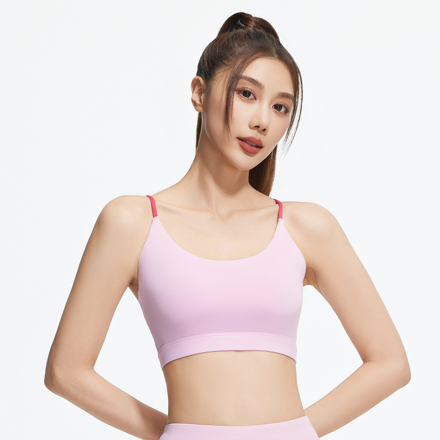 Women's Fan Shaped Thin Straps Sports Bra Contrast Color U Neck Supportive Workout Breathable High Stretch Fitness Top Outfit
