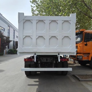 Chino Nuevo Usado 4x4 <span class=keywords><strong>6x6</strong></span> 8x8 camión volquete diésel 380hp 400hp Euro 5 <span class=keywords><strong>Camiones</strong></span> volquete estándar <span class=keywords><strong>de</strong></span> emisión para la venta - Product Image 4