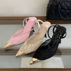 Sandales à talons pour femme, escarpins à bout pointu en dentelle, talons aiguilles, bout doré métallique, bride cheville, pour soirée et mariage - Product Image 2