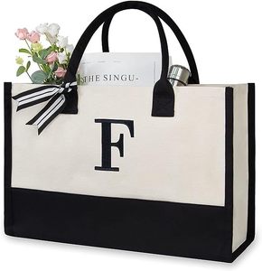 Borsa da Spiaggia Personalizzata Ruth con Iniziali Ricamate, Regalo Estivo, Stile Moda Femminile in Tela - Product Image 6