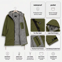 Robe de sport personnalisée, chaude, à capuche, à manches longues, imperméable, coupe-vent, écologique, séchage rapide, luxueuse, moderne, pour adultes et enfants