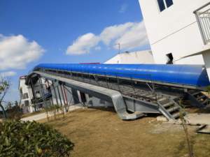 Capot de couverture de bande transporteuse industrielle en acier inoxydable nouveau étanche à la poussière pour la construction minière écologiquement métal - Product Image 3