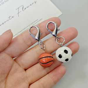 Colgantes para bolso y llaveros deportivos de baloncesto y fútbol, con diseño de langosta, unisex, los más vendidos transfronterizos, regalos para aficionados - Product Image 2
