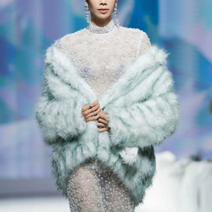 Manteau épais et chaud VESTE FROSTY de luxe Manteau long en fausse fourrure Collection d'hiver Manteau Boomer Marque locale du Vietnam - Product Image 1