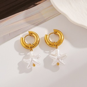 Pendientes Huggie de Acero Inoxidable con Estrella de Mar y Perla de Imitación, Chapados en Oro para Mujer, Pendientes Colgantes de Moda - Product Image 3