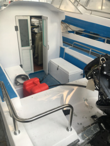 Cool Design 5.2m Loisirs Fibre de Verre Bateau à Huit Places Bateau de Luxe de Pêche avec Console Centrale 60 hp Lake Patrol avec Cabine - Product Image 5