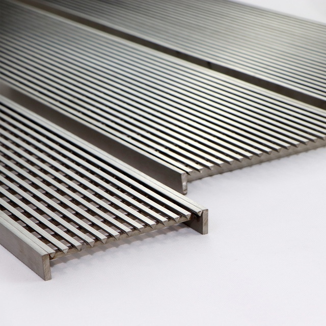 Custom Outdoor Duty Drainage Stainless Steel Rain Water Gutter Drain Cover Trench Grating Metal Building Construction Materials