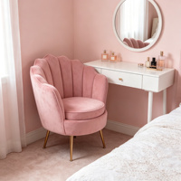 Fauteuil d'appoint en velours rose capitonné, avec pieds en métal doré, design moderne, écologique, durable, pour usage hospitalier