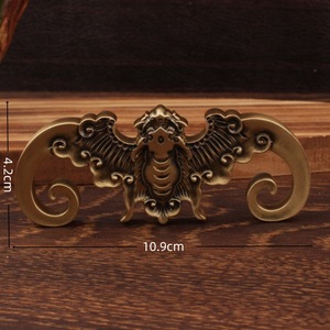 Presse-papiers en laiton pur en forme de chauve-souris, support multifonctionnel pour pinceaux de calligraphie, repose-pinceaux pour usage domestique - Product Image 4