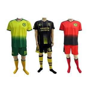חולצות כדורגל 2024 חולצות כדורגל בגדי ספורט באיכות גבוהה סט מדי כדורגל עם גרביים