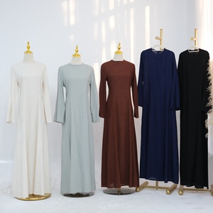 Elegante Abito Abaya Modesto per Donne Musulmane, Comodo e Lungo fino ai Piedi con Maniche Lunghe - Product Image 2