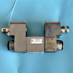 Válvula Direccional Electromagnética Rexroth 4WE6J6X EG24NXEZ2 B08 315 Bar 60 L/min Control Hidráulico - Product Image 1